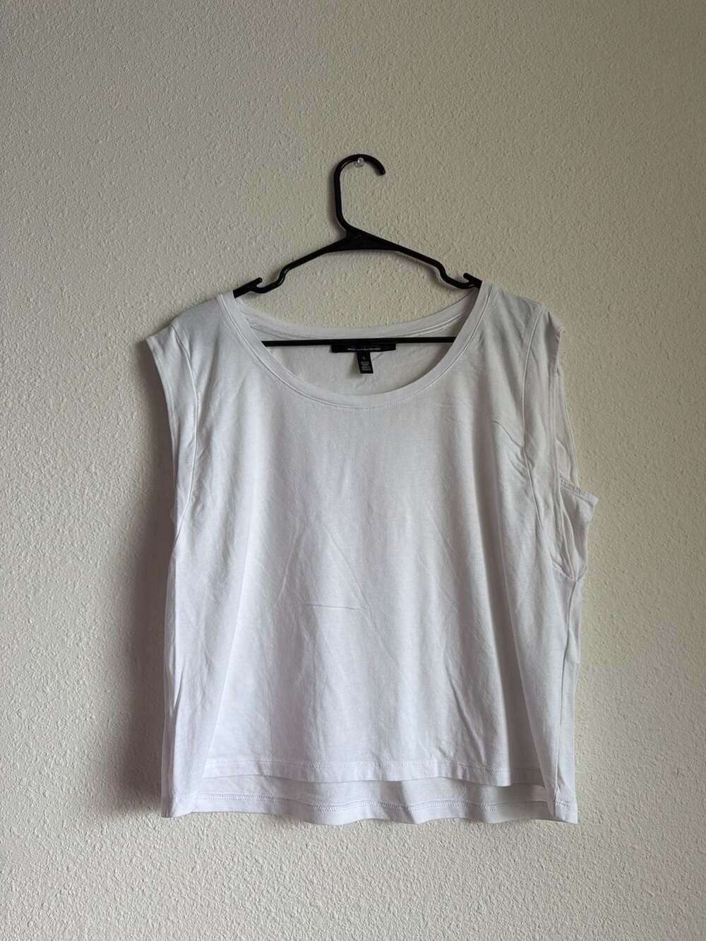 White House Black Market White Muscle Tank Top Size L